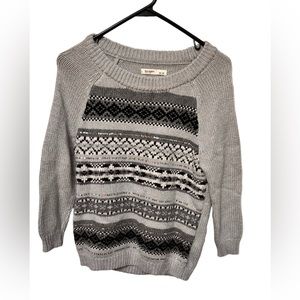 Old Navy- Women’s medium gray/black/white sequin detailed sweater